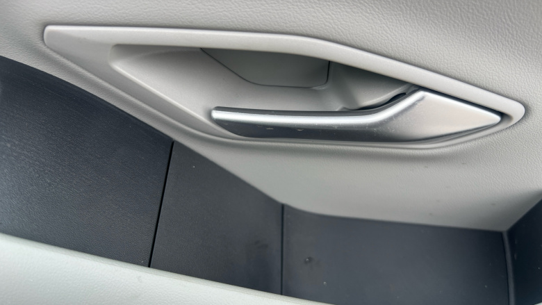 Ford Explorer 210kW Select 77kWh 5dr Auto Electric Estate